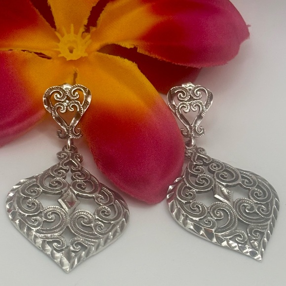 Filigree Diamond Cut Vintage 925 Earrings - Picture 3 of 6